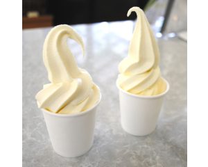 ３時のおやつは夏みかんソフトで決まり♪