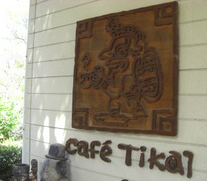 自家焙煎のコーヒーで一息